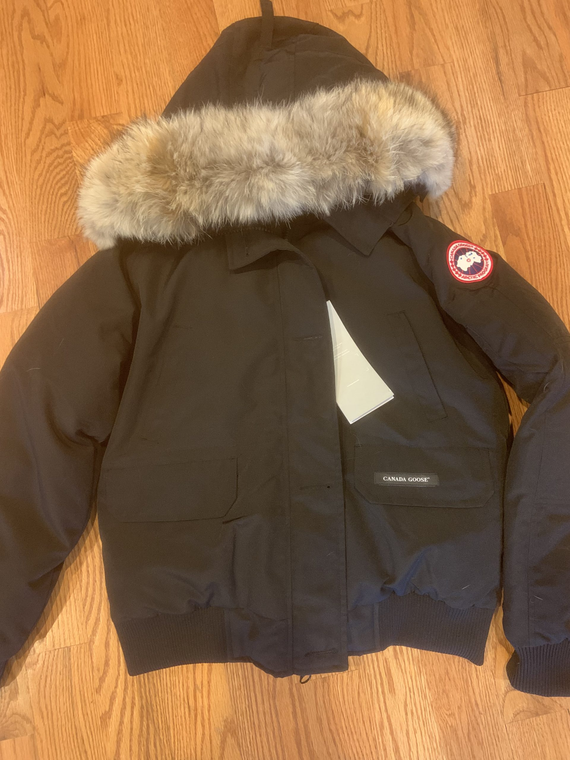 Women Canada goose inspired coat NWT size L